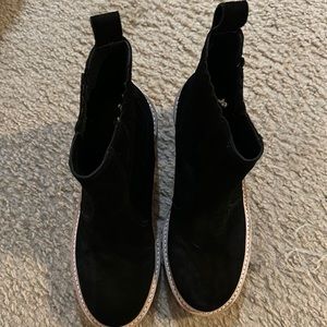 Gianni Bino boots size 8